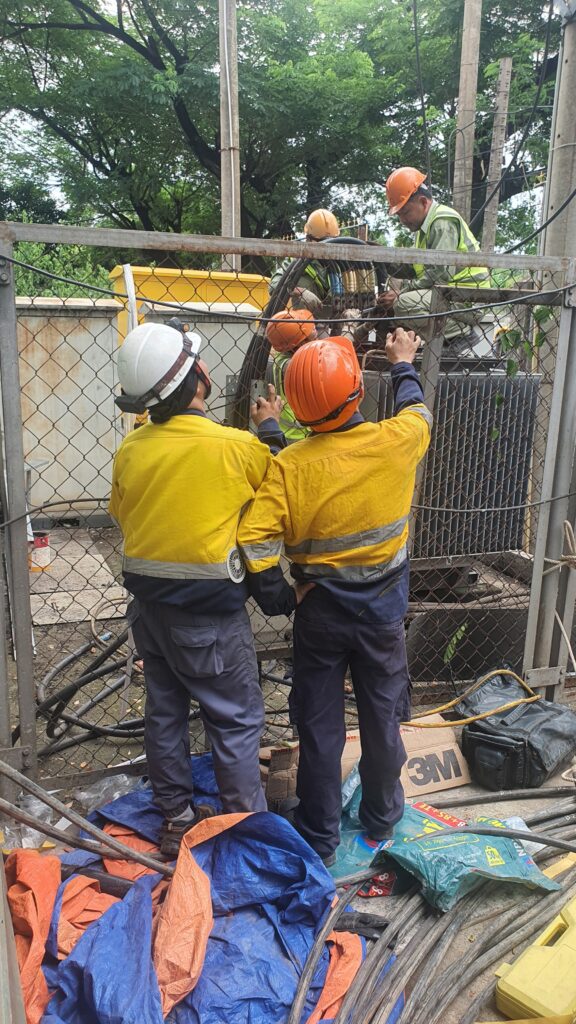 CÔNG TY TNHH XÂY LẮP ĐIỆN VÀ CƠ KHÍ VST