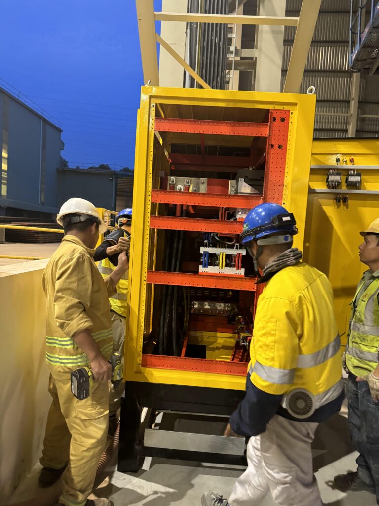 CÔNG TY TNHH XÂY LẮP ĐIỆN VÀ CƠ KHÍ VST