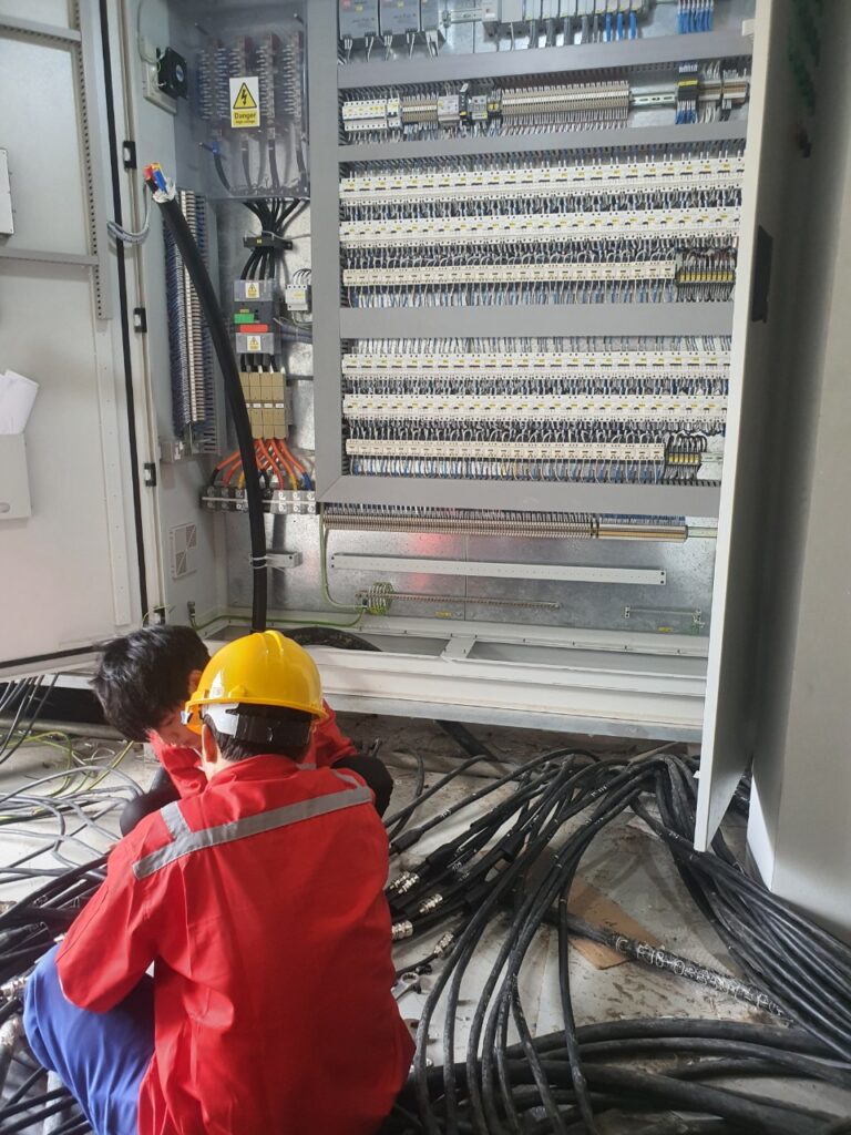 CÔNG TY TNHH XÂY LẮP ĐIỆN VÀ CƠ KHÍ VST