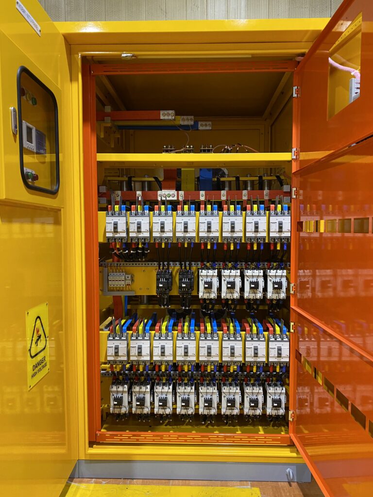 CÔNG TY TNHH XÂY LẮP ĐIỆN VÀ CƠ KHÍ VST