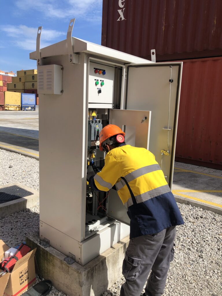 CÔNG TY TNHH XÂY LẮP ĐIỆN VÀ CƠ KHÍ VST